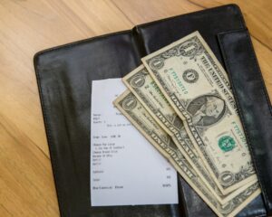 Local Customs in Cabo - Tipping