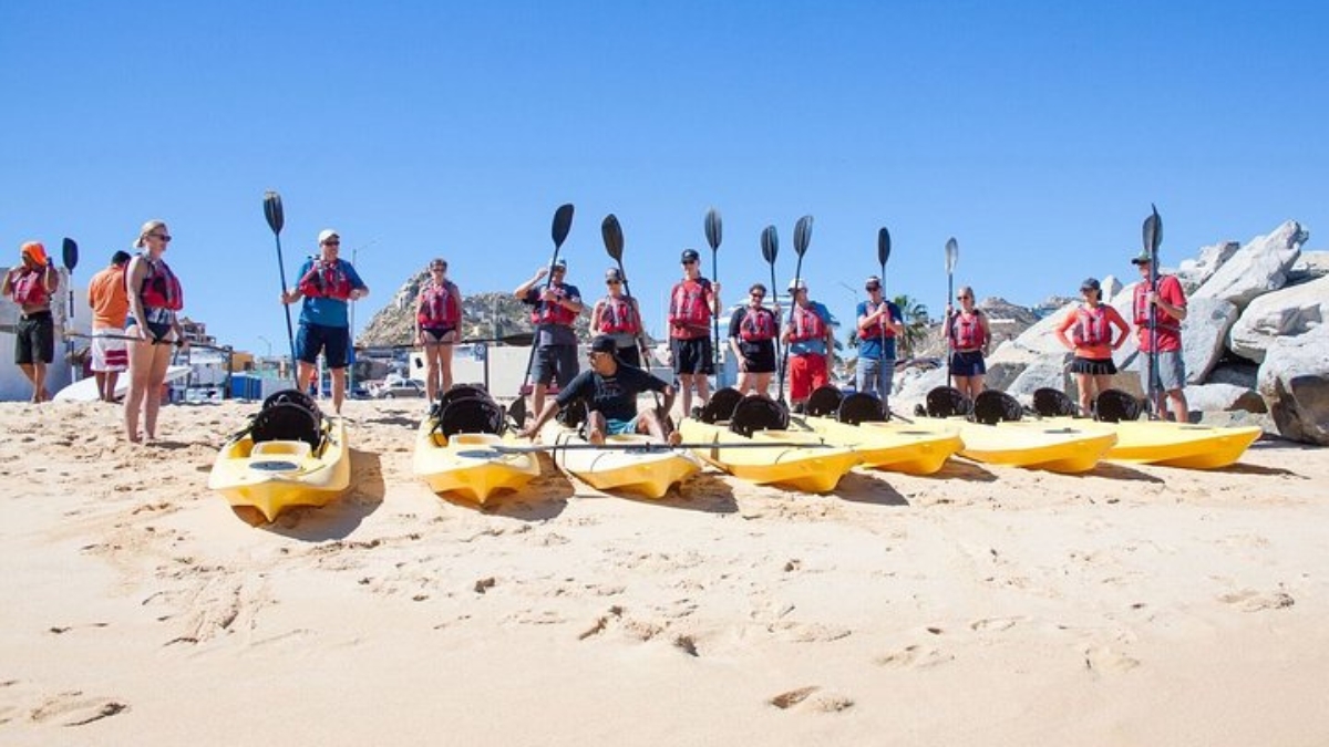 Cabo Kayaking